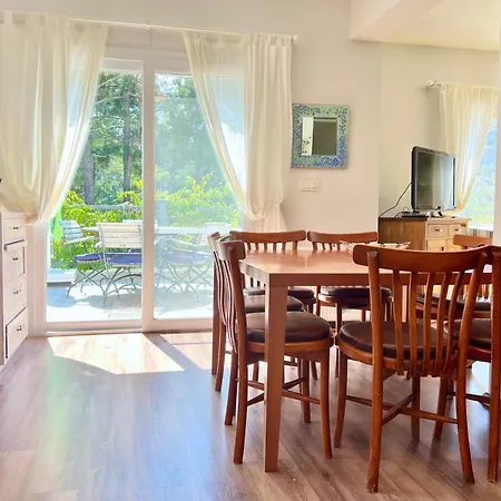 Forest Largely Designed Private With Pool And Garden Villa